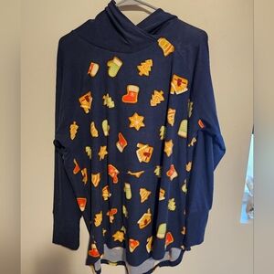 Long sleeve lularoe shirt.